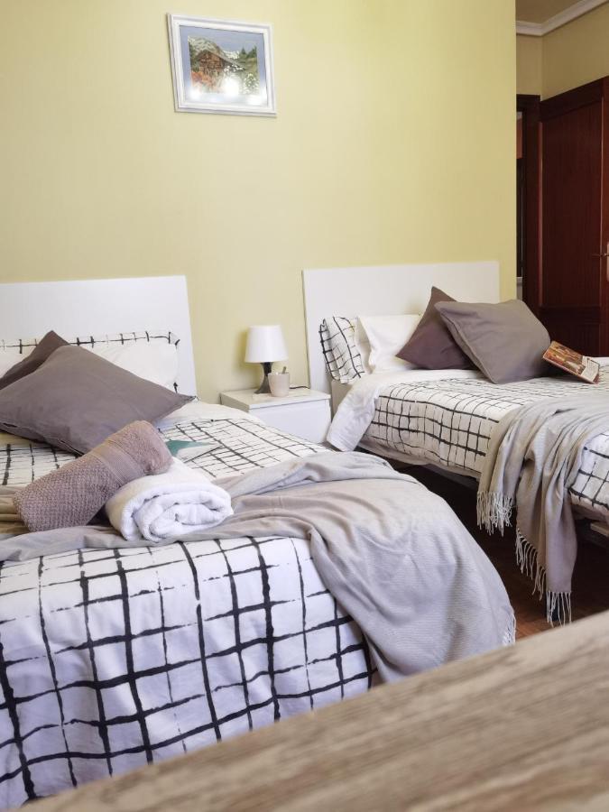 Piso Amplio Y Luminoso, La Pomar Apartman Langreo Kültér fotó