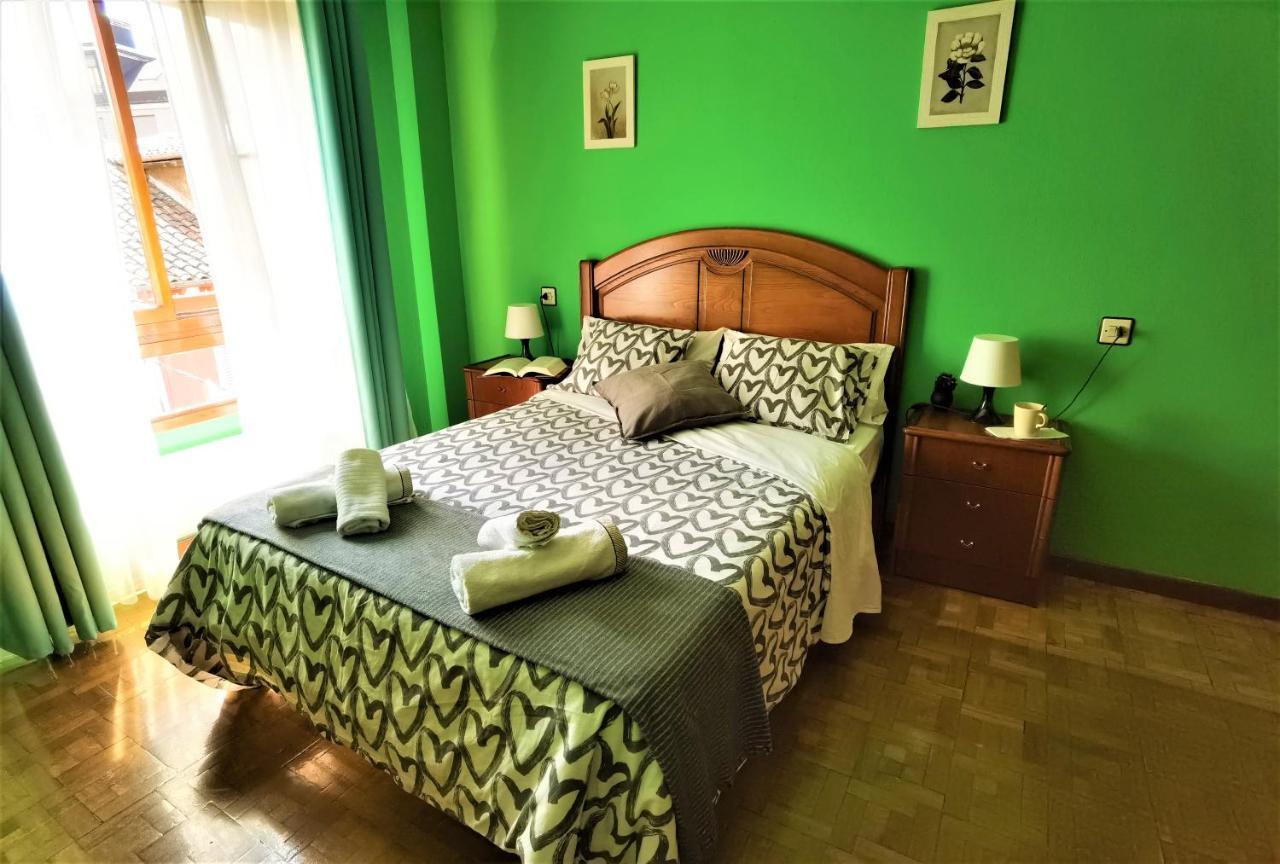 Piso Amplio Y Luminoso, La Pomar Apartman Langreo Kültér fotó